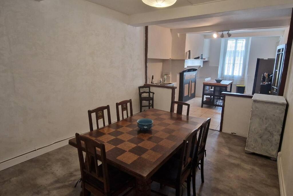 Chambre Dans Maison De Ville - 2 Personnes 欧洛圣马里 外观 照片